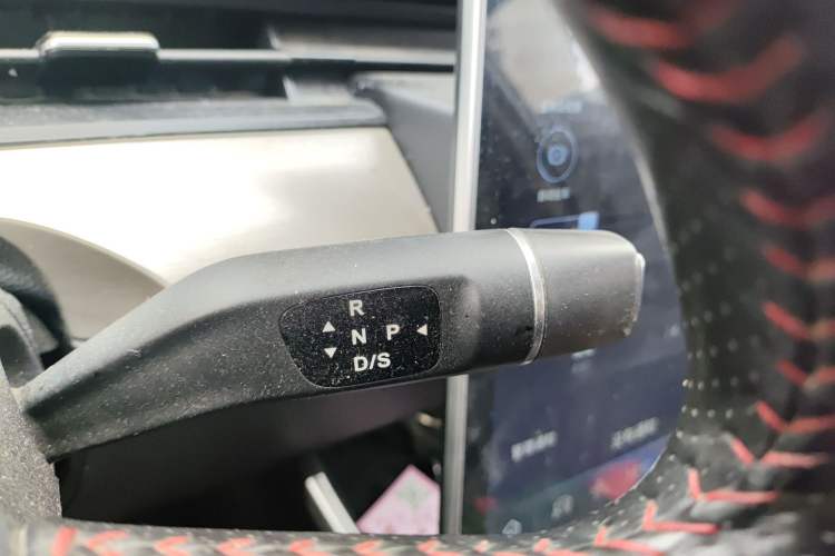 Used NETA V 2021 Long-Range Entertainment Edition Upgrade Model