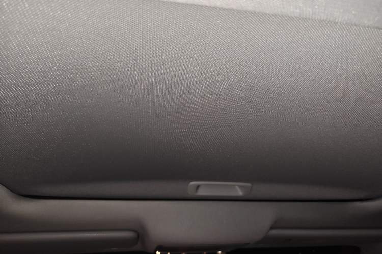 Used Acura CDX 2021 1.5T Two-Wheel Drive Deluxe Edition Headliner