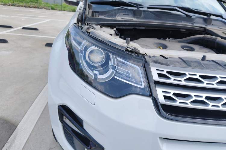 Used Land Rover Discovery Sport 2016 2.0T HSE Right Front Headlight