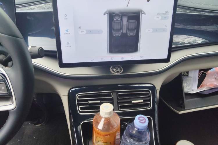 Used BYD Qin PLUS 2023 Champion Edition DM-i 120KM Excellence Model Audio And AC Panel