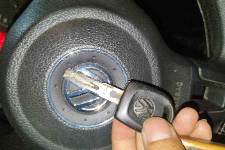 Used Volkswagen Jetta 2013 1.6L Manual Fashion Edition
