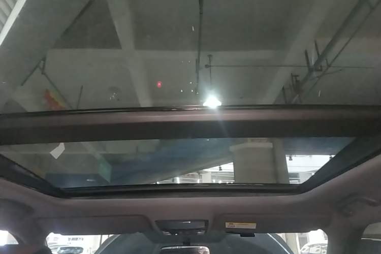 Used Honda UR-V 2023 370TURBO Two-Wheel-Drive Luxury Edition