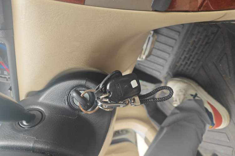 Used Toyota Corolla EX 2013 1.6L Automatic Luxury Edition Vehicle Key