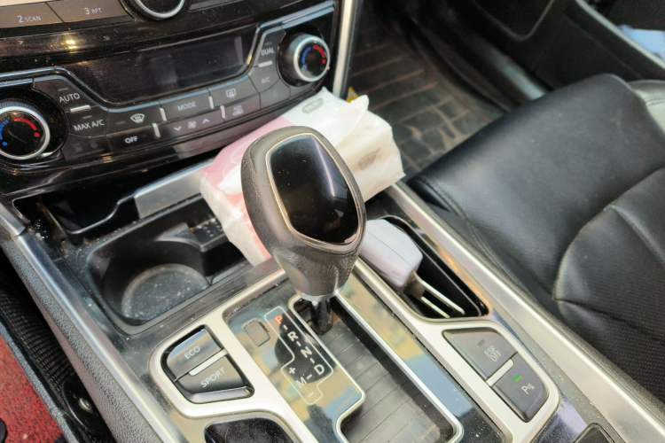 Used Geely Auto Emgrand GT 2015 1.8T Comfort Model Gear Lever