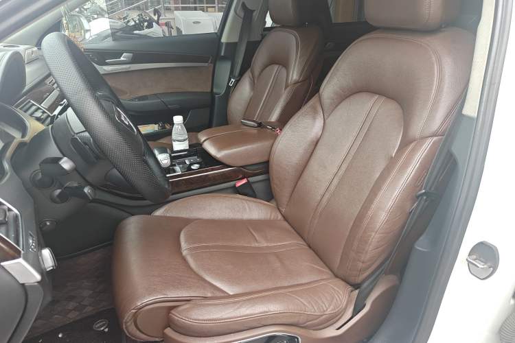 Used Audi A8 2013 A8L 45 TFSI quattro Comfort model
