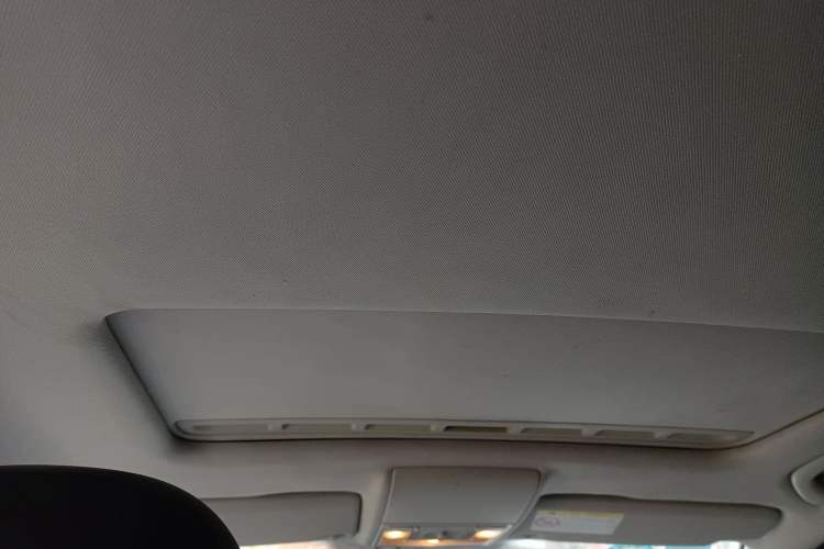 Used Volkswagen Lavida 2015 1.6L Manual Comfort Edition