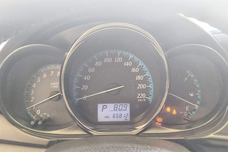 Used Toyota YARiS L Zhi Xuan 2016 Revised 1.5E CVT Charming Edition
