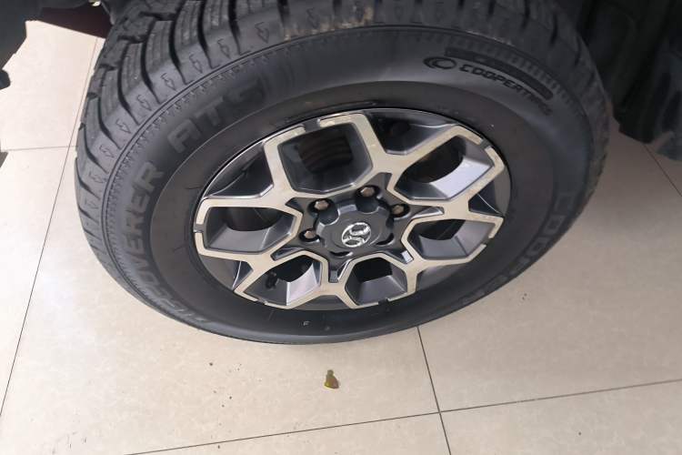 Used BAIC Off-Road BJ40 2019 PLUS 2.3T Automatic Four-Wheel Drive Flagship Edition China VI Emission Standard