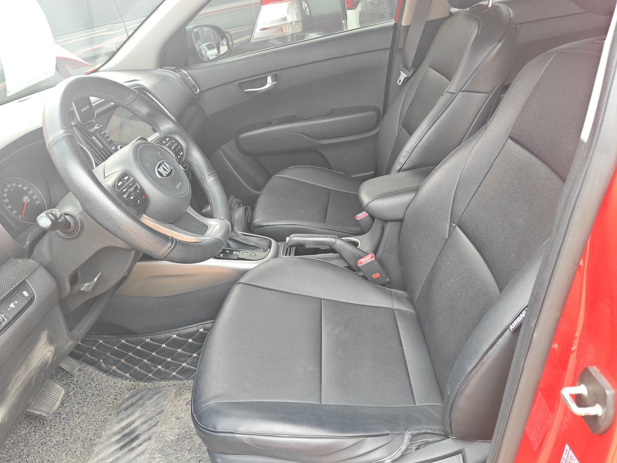 Interior delantero