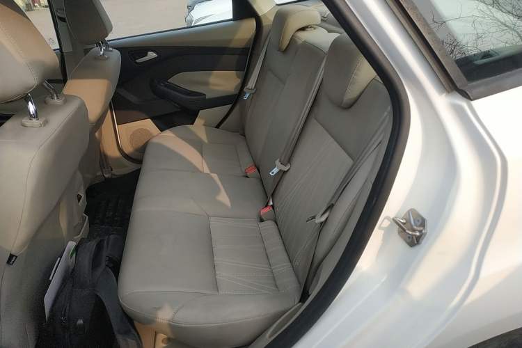 Used Ford Focus 2017 Sedan 1.6L Manual Comfort Plus SmartDrive Edition