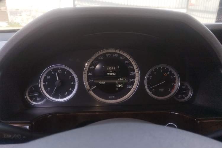 Used Mercedes-Benz E-Class 2013 E 300 L Elegant Model
