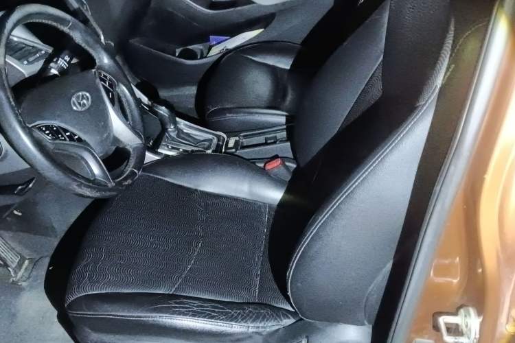 Used Hyundai Elantra (5th Generation / Langdong) 2012 1.6L Automatic Prestige Model