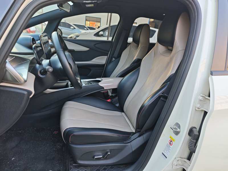 Used BYD Dolphin 2023 420 km Fashion Edition — 14