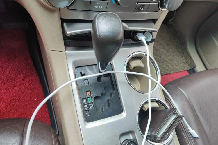 Used Toyota Highlander 2012 2.7L Two-Wheel Drive 7-Seater Elite Edition
