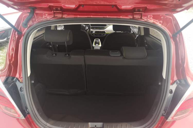 Used CHANGAN Benni E-Star 2020 Xinyue Edition Lithium-NMC Trunk