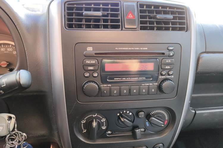 Used Suzuki Jimny 2015 1.3 AT JLX
