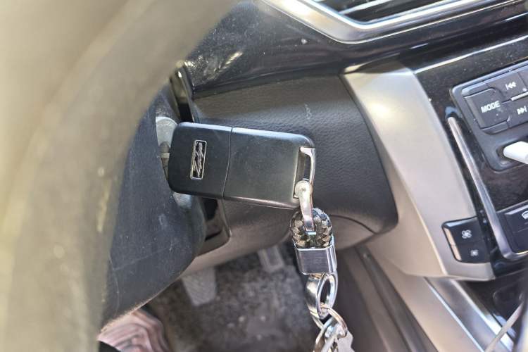 Used Zotye Domy X5 2015 1.5T Manual Luxury Version China IV Standard Vehicle Key