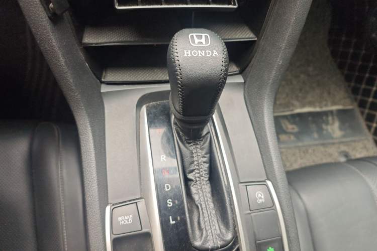 Used Honda Civic 2016 220TURBO CVT Prestige Edition
