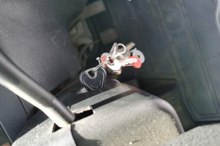 Used Wuling Zhiguang 2015 1.2L Practical LS-I Model