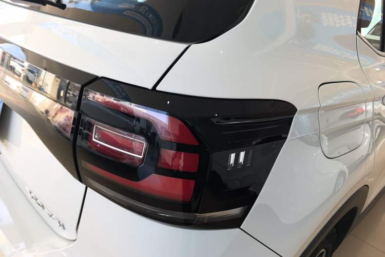 Used Volkswagen Tacqua 2023 200TSI DSG Joy-Connect Edition