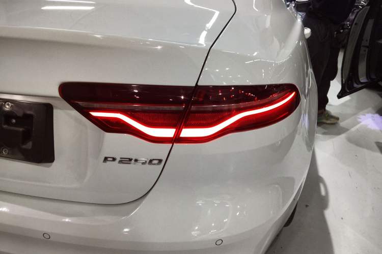 Used Jaguar XEL 2023 2.0T 250 PS R-DYNAMIC S Advanced Sport Edition
