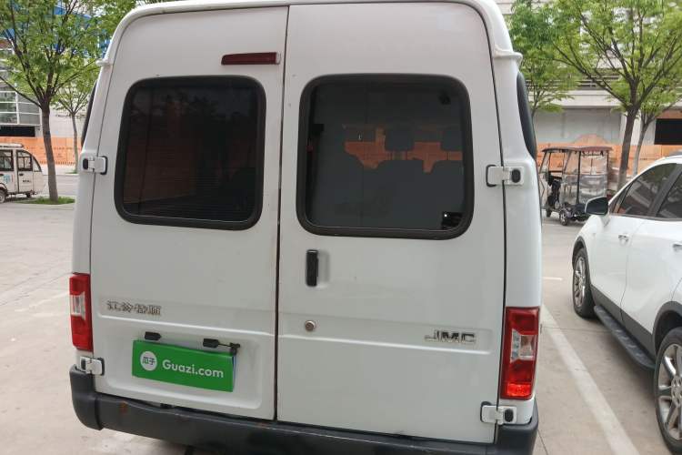 Used JMC Transit 2017 2.8T Commercial Version Short Wheelbase Mid-Roof 6/7/8-Seater JX493 Rear