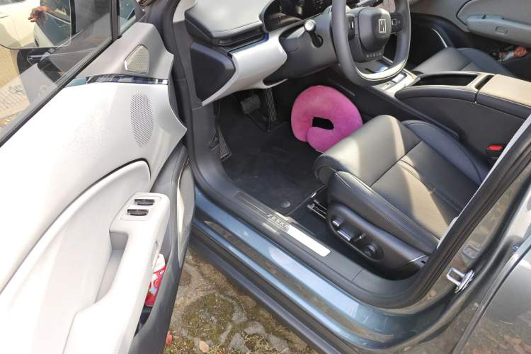 Used Zeekr 007 2025 Rear-Drive Intelligent Driving Version 75 kWh