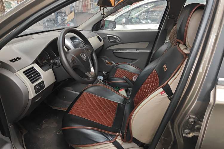 Used Baojun 630 2012 1.5L DVVT manual comfort version
