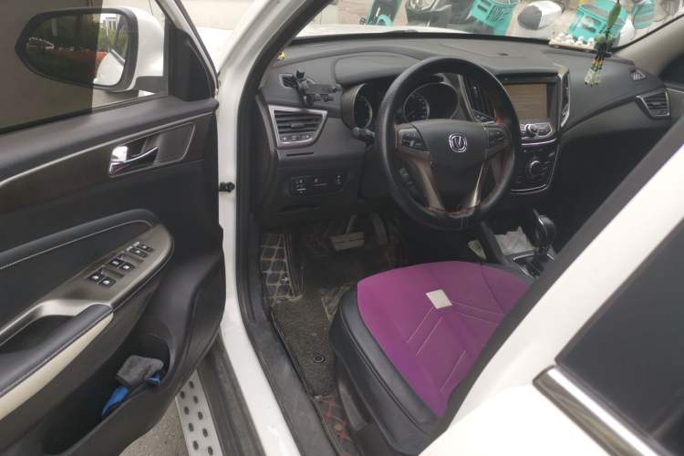 Used CHANGAN CS35 2017 1.6L Automatic Luxury Model
