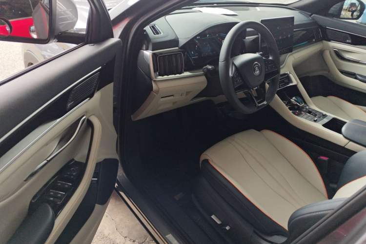 Used BYD Song PLUS New Energy 2021 DM-i 110KM Flagship Model
