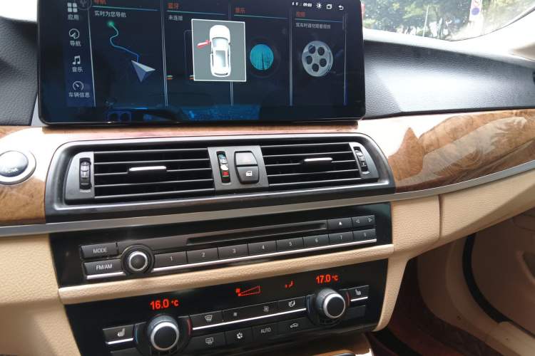 Used BMW 5 Series 2011 528Li Luxury Model Audio And AC Panel