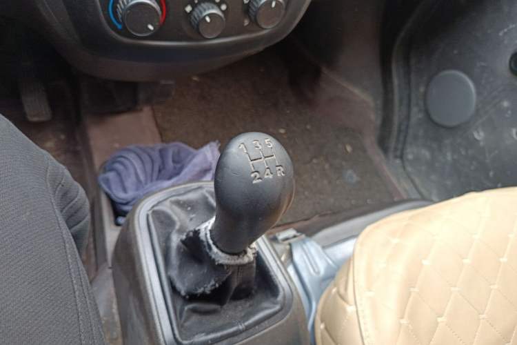 Used Wuling Rongguang S 2021 1.2L Base Model 7-Seater LSI