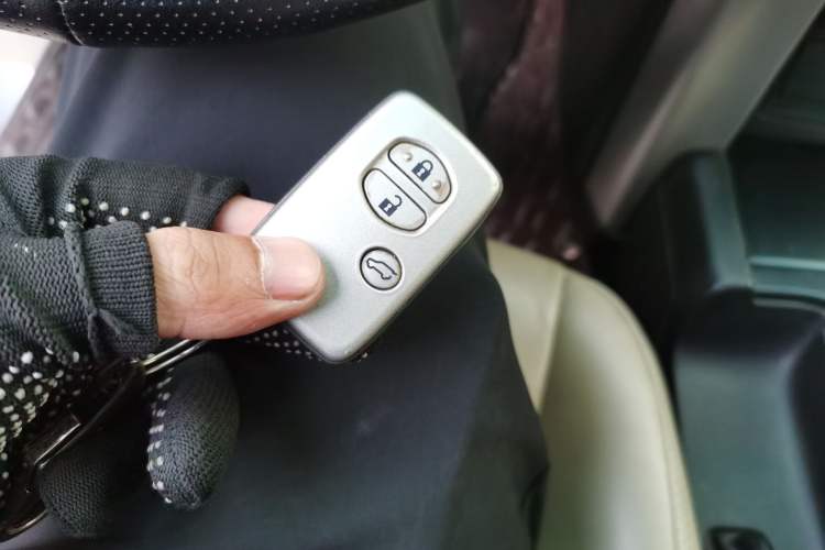 Used Toyota Prado 2010 4.0L Automatic TX-L
