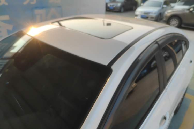 Used Chery Arrizo GX 2019 Pro 1.5T CVT Model Color Version China VI Standard Roof