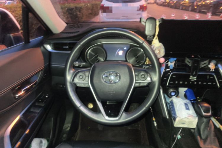 Used Toyota Harrier 2023 2.0L CVT Two-Wheel Drive Deluxe Edition