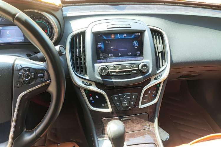 Used Buick LaCrosse 2013 2.4L SIDI Elite Comfort Version