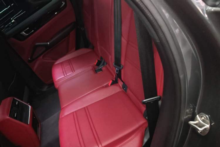 Used Porsche Cayenne E-Hybrid 2021 Cayenne E-Hybrid 2.0T