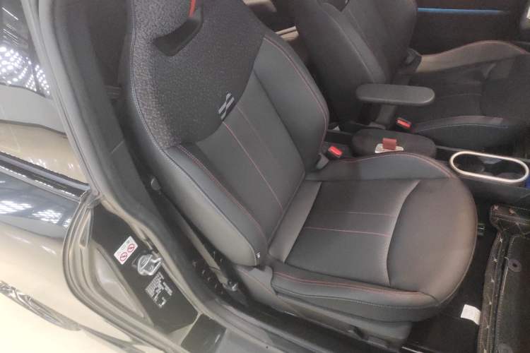 Used MINI Electric COOPER 2024 452km COOPER SE Racing Driver Right Front Seat