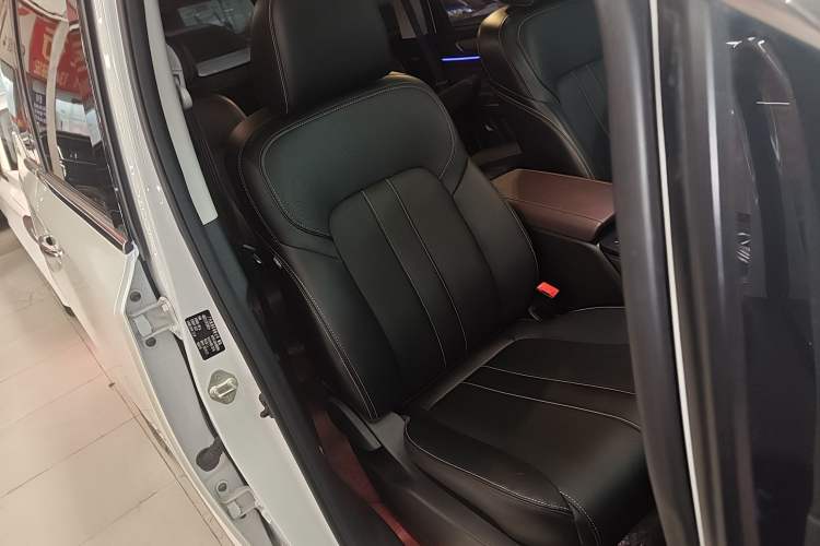 Used GAC Trumpchi M6 2023 PRO 270T DCT Luxury Edition