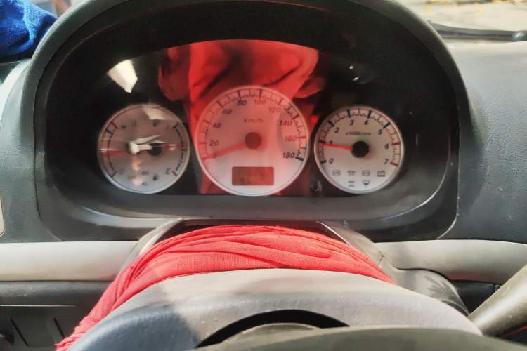 Used King Long Golden Way 2012 2.0L Dual-Purpose Short-Wheelbase 4G21B