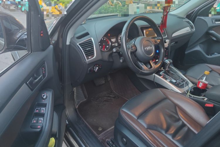 Used Audi Q5 2017 Plus 40 TFSI Technology Model
