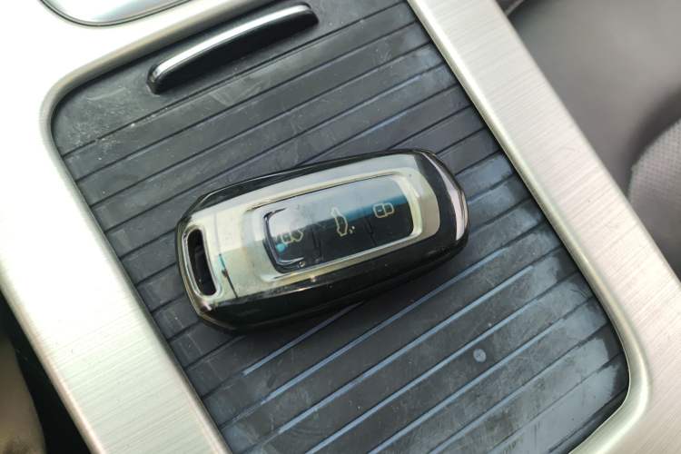 Used Geely Auto Emgrand GL 2017 1.8L DCT Elite Model Vehicle Key