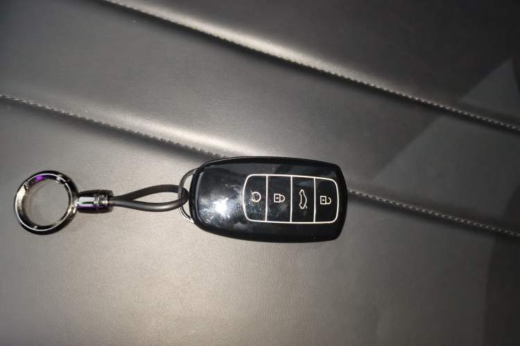 Used Chery Explore 06 2023 Urban Edition 1.6T Two-Wheel Drive Luxury Vehicle Key