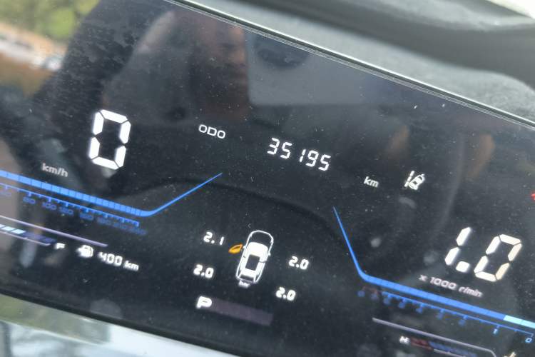 Used Oshan Z6 2023 Blue Whale 1.5T DCT Luxury Model
