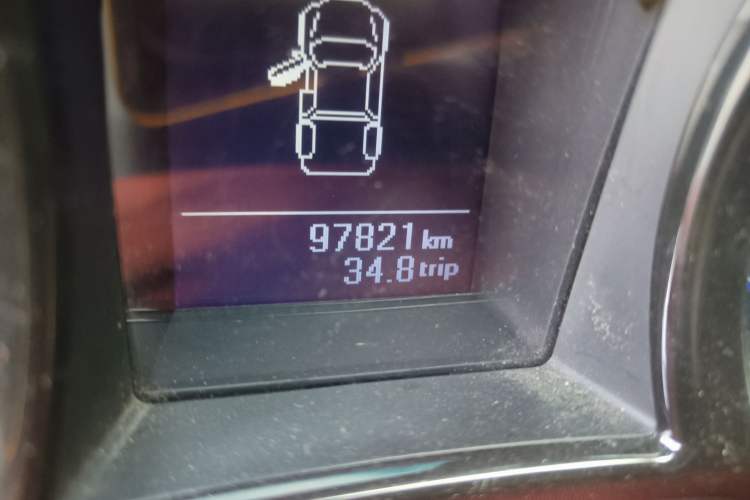 Used JMC Yuhu 5 2018 2.4T Classic Edition Diesel Manual 4x4 Luxury Long-Wheelbase JX4D24A5L
