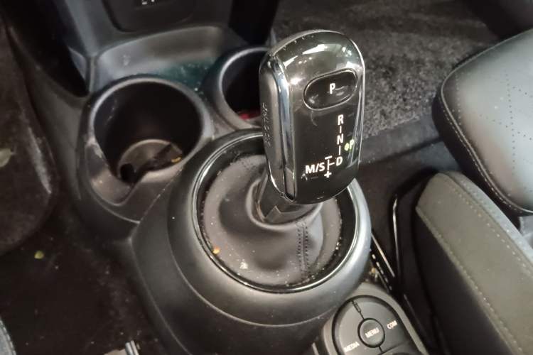 Used MINI 2019 1.5T COOPER Artist Five-Door Edition