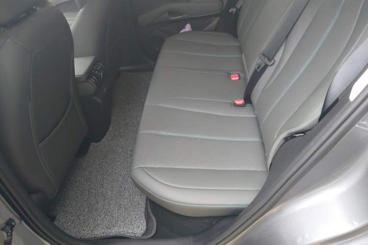Used BYD Yuan PLUS 2025 Intelligent Driving Version 430 KM – Leading Edition Left Rear Seat