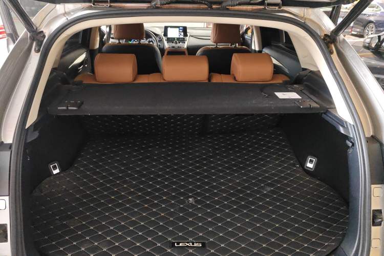 Used Lexus NX 2020 300h Front-Drive FENGSHANG Version China VI Standard
