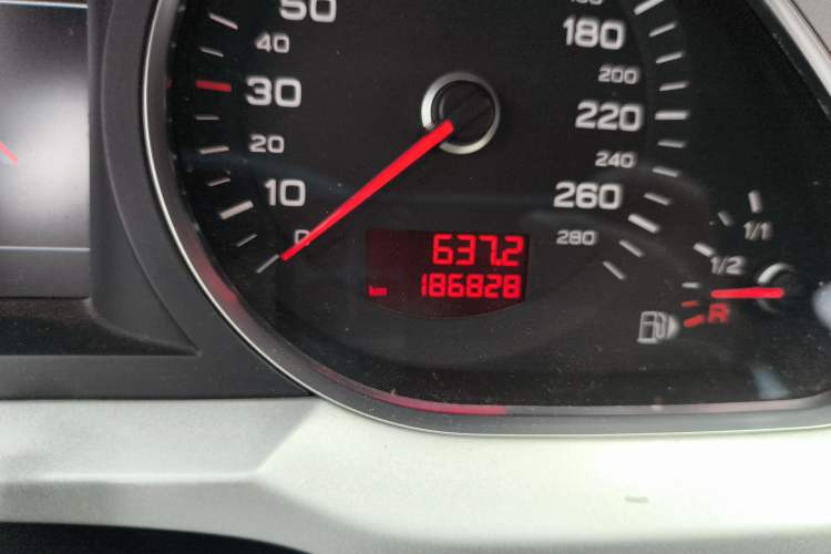 Used Audi A6L 2010 2.4L Comfort Edition
