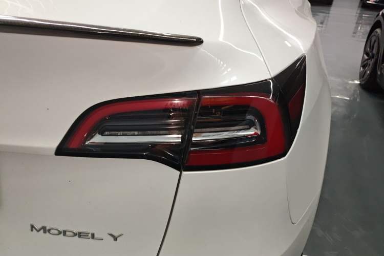 Used Tesla Model Y 2022 Rear-Wheel-Drive Version